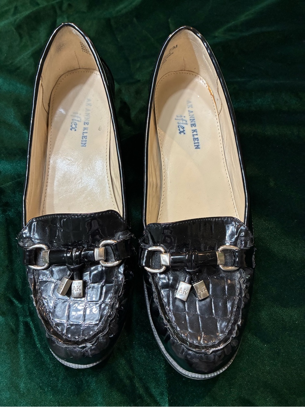 Anne Klein iflex  Black Patent Croc-Embossed Loafers Size 7